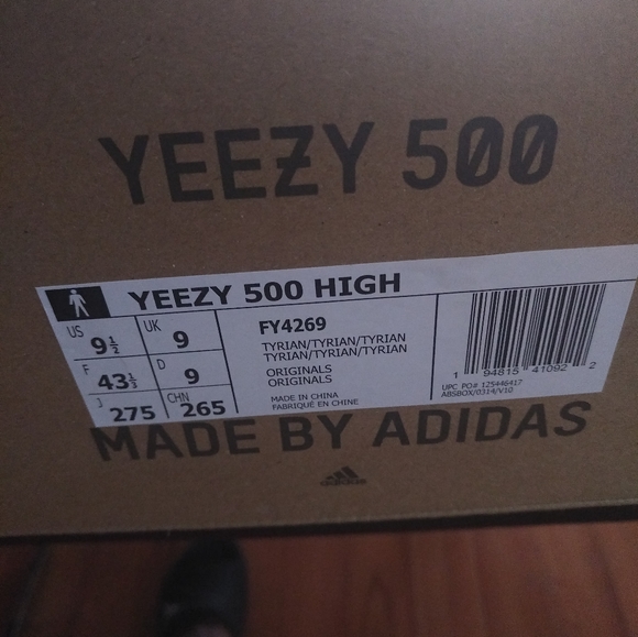 Yeezy 500 high boots - Picture 2 of 5